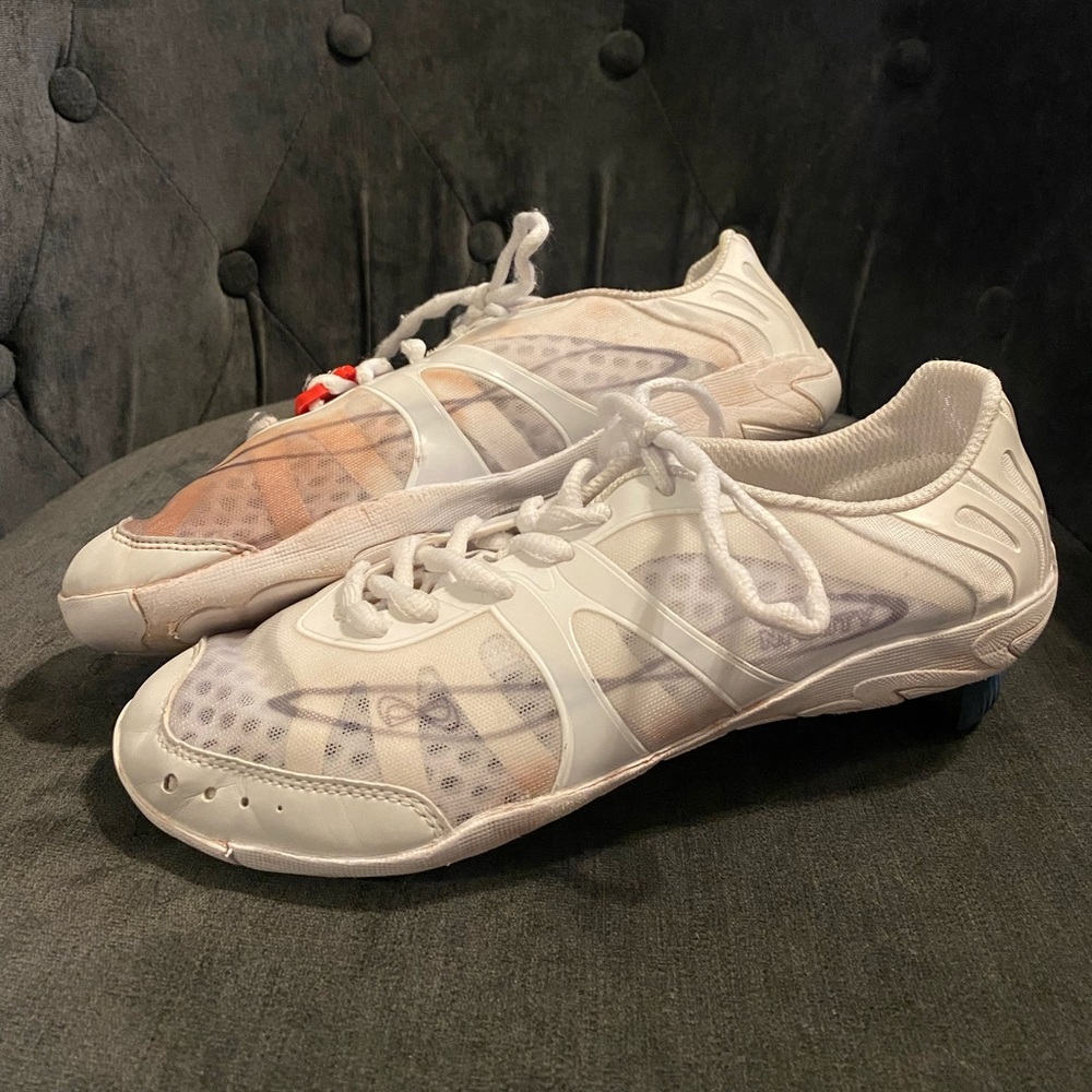 Nfinity Vengeance cheer shoes